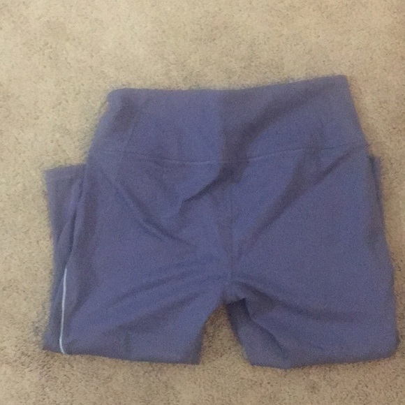 Victoria Sport Knockout Purple Capris - Picture 4 of 6